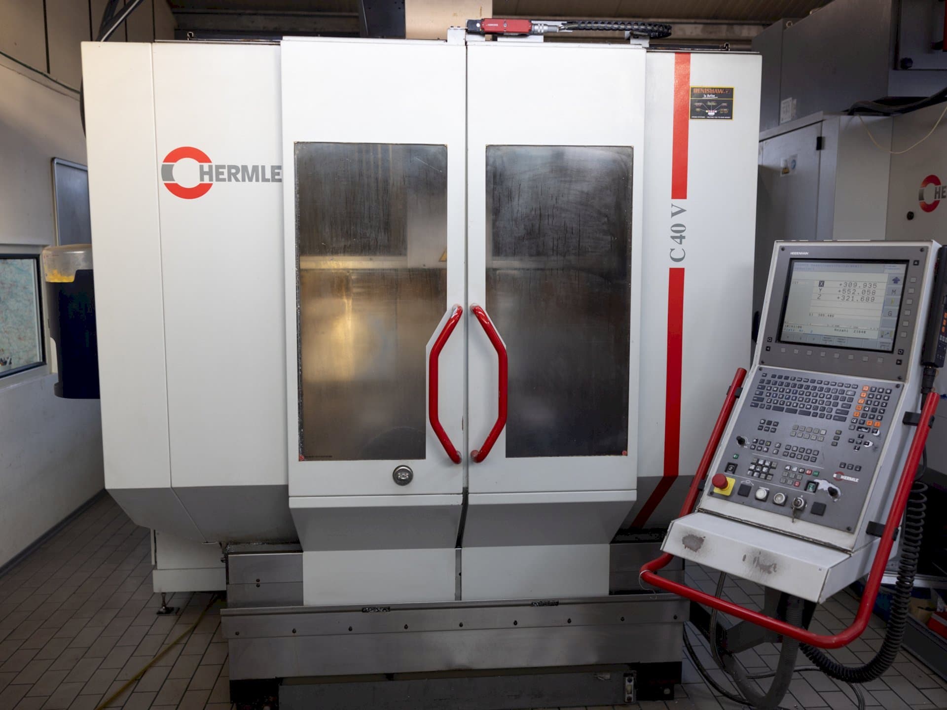 Koneen  HERMLE C 40 V yksityiskohdat