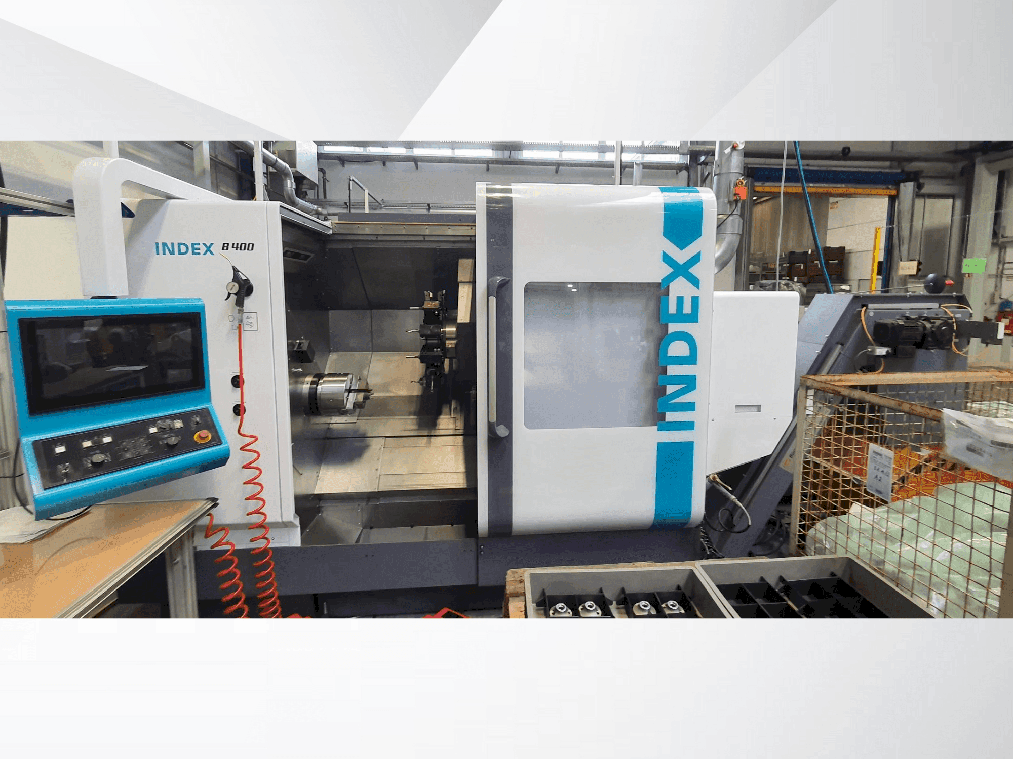 Koneen  Index B400 etunäkymä