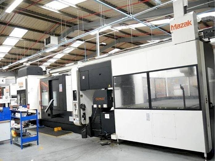 Koneen Mazak INTEGREX i-400 ST etunäkymä