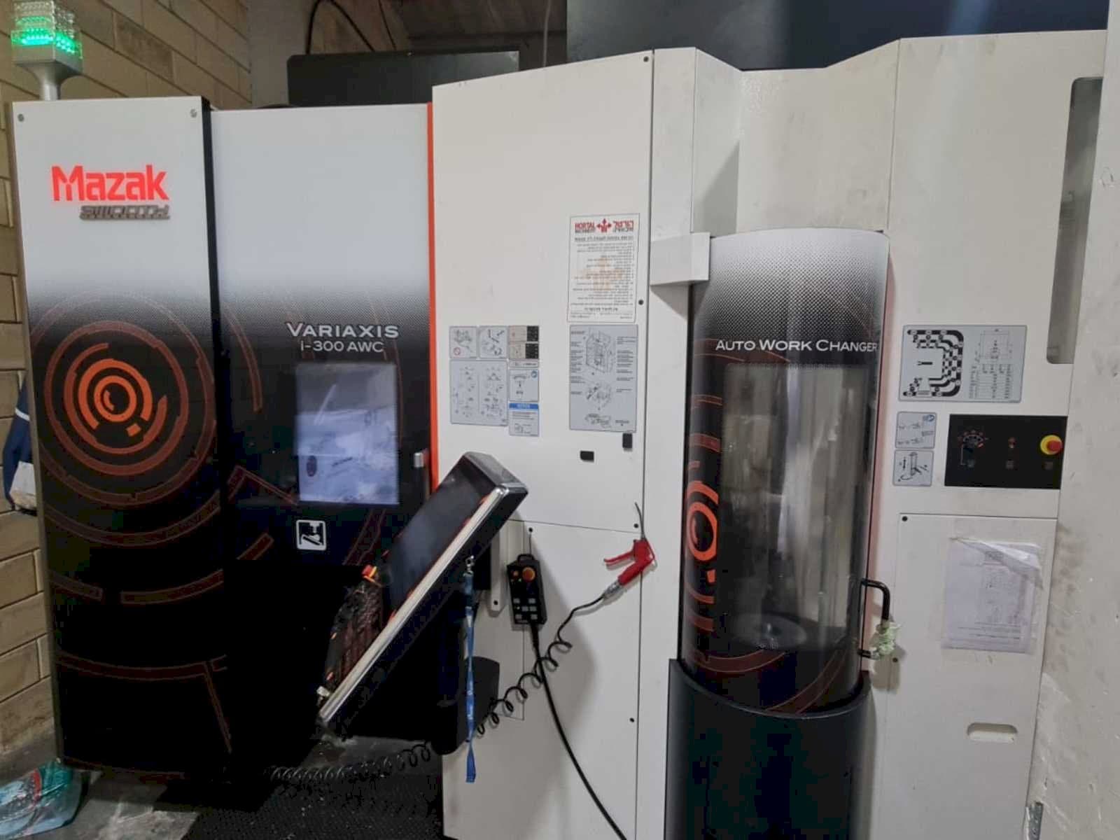 Koneen Mazak VARIAXIS I-300 AWC etunäkymä