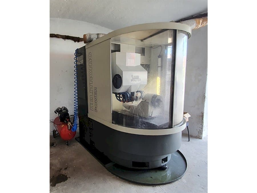 Koneen Walter Helitronic Power etunäkymä