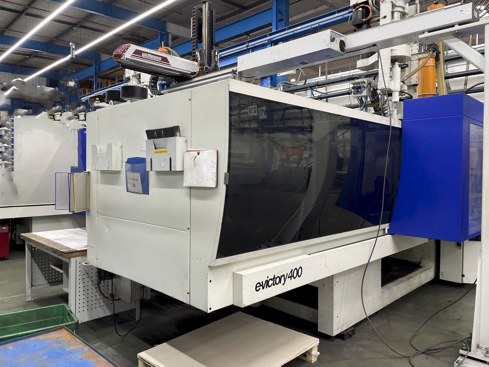 Koneen ENGEL e-vc 1340H/310V/400 etunäkymä