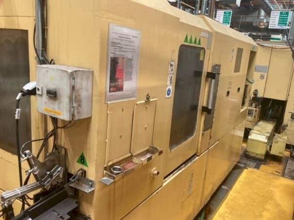 Koneen TAJMAC-ZPS SAL 100/4 vasemman sivun näkymä