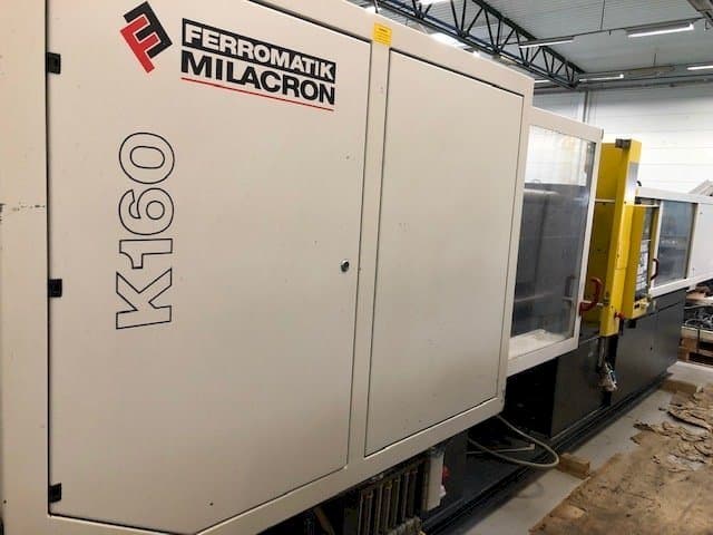 Koneen Ferromatik MILACRON K160 etunäkymä