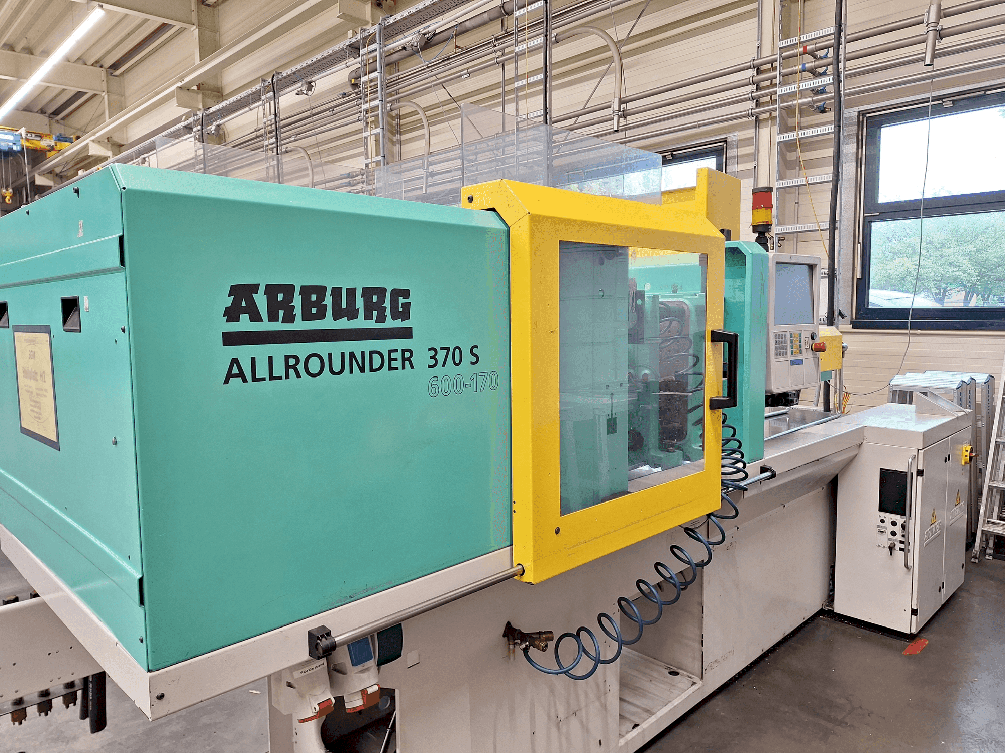 Koneen Arburg 370 S 600 - 170 etunäkymä