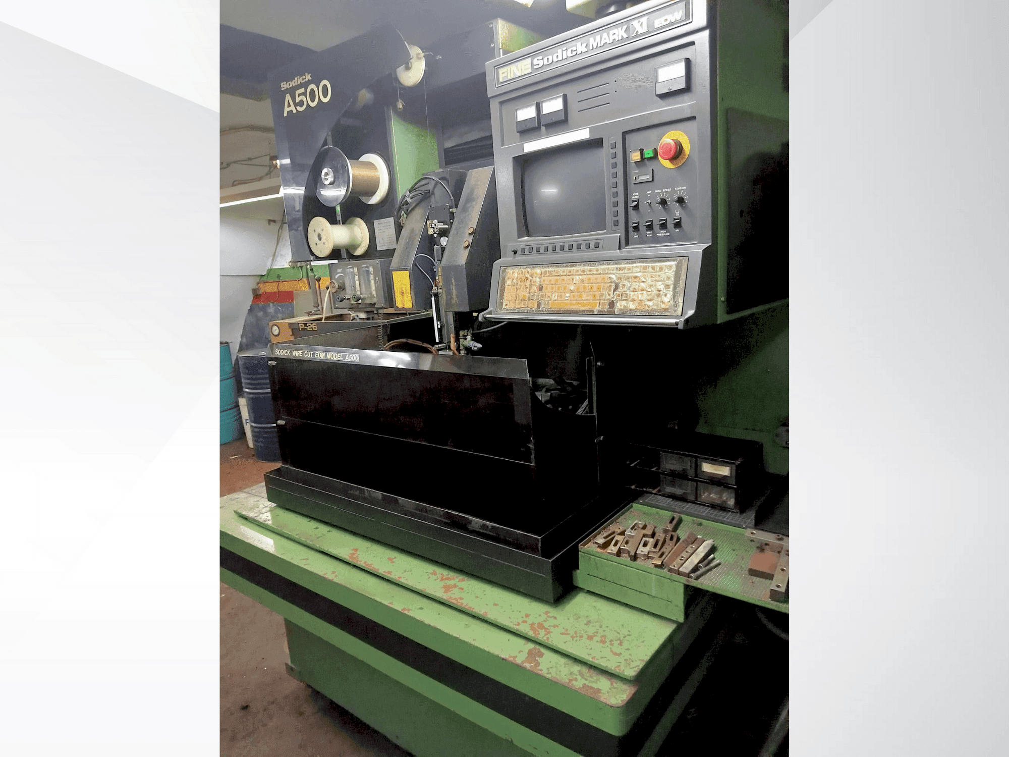 Koneen Sodick A 500 etunäkymä