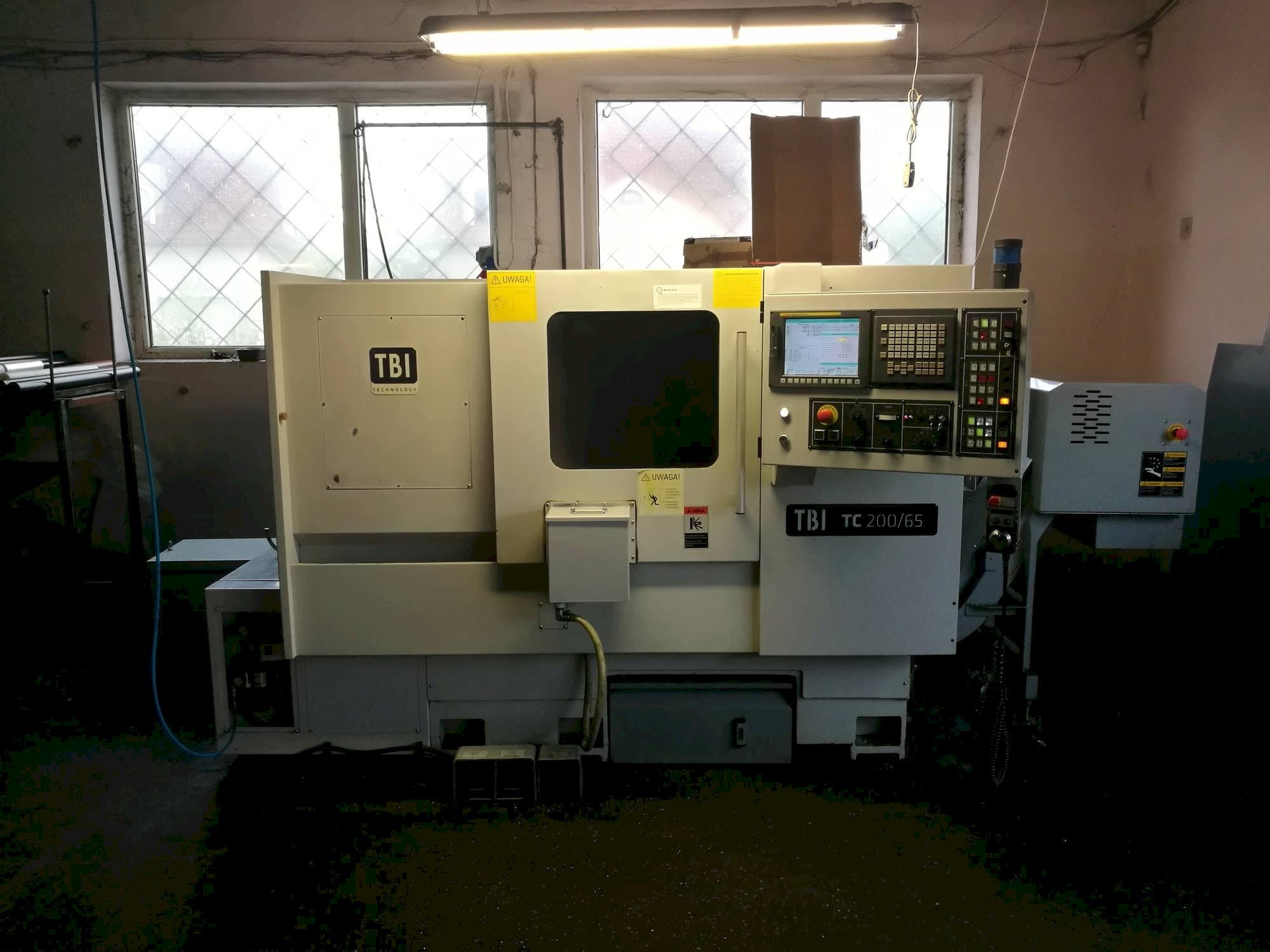 Koneen TBI TC 200-65MC etunäkymä