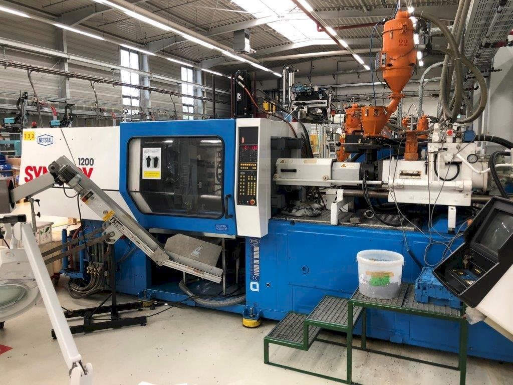 Koneen Netstal Synergy S1200-230 etunäkymä