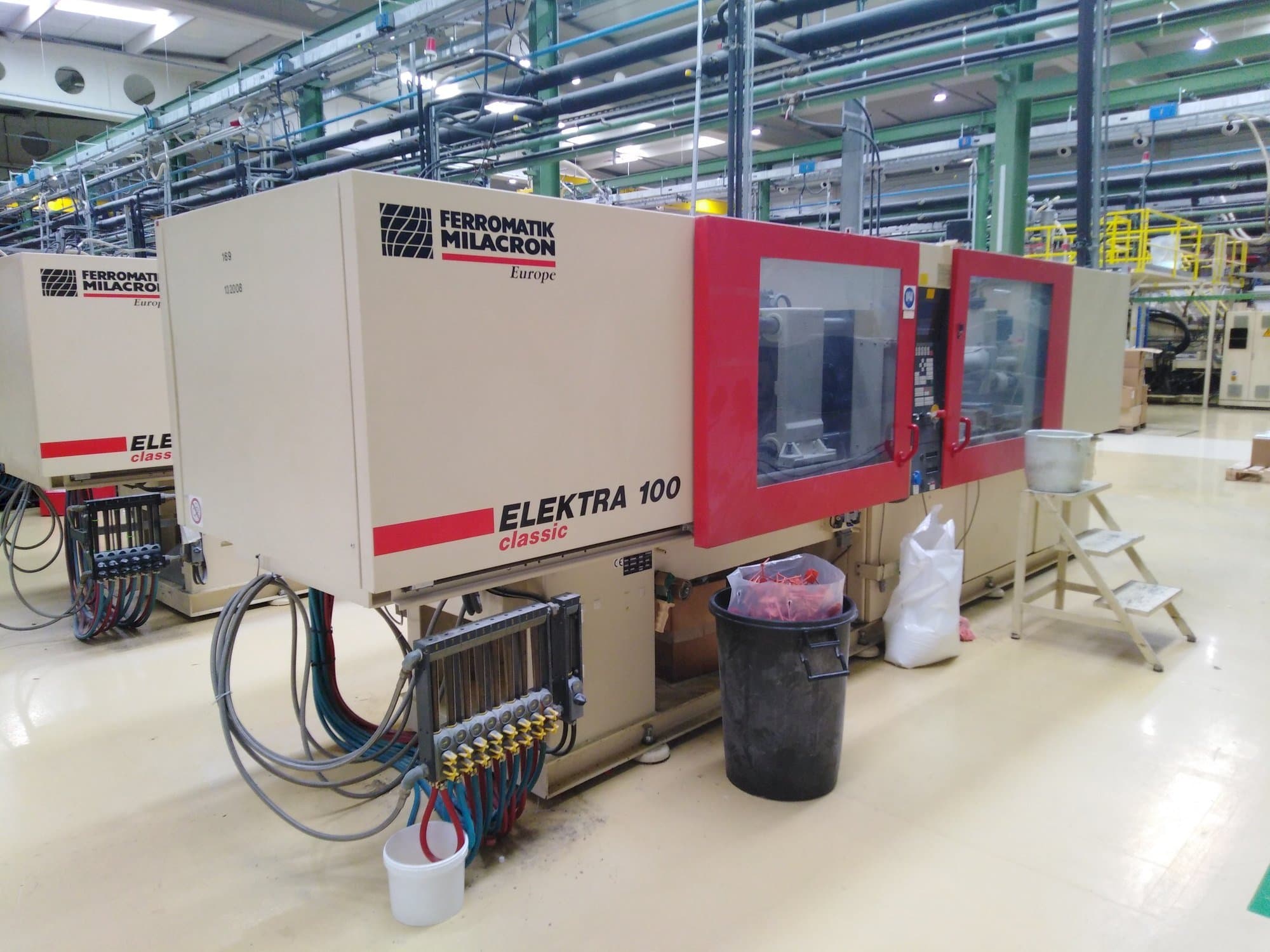 Koneen Ferromatik Electra 100 etunäkymä