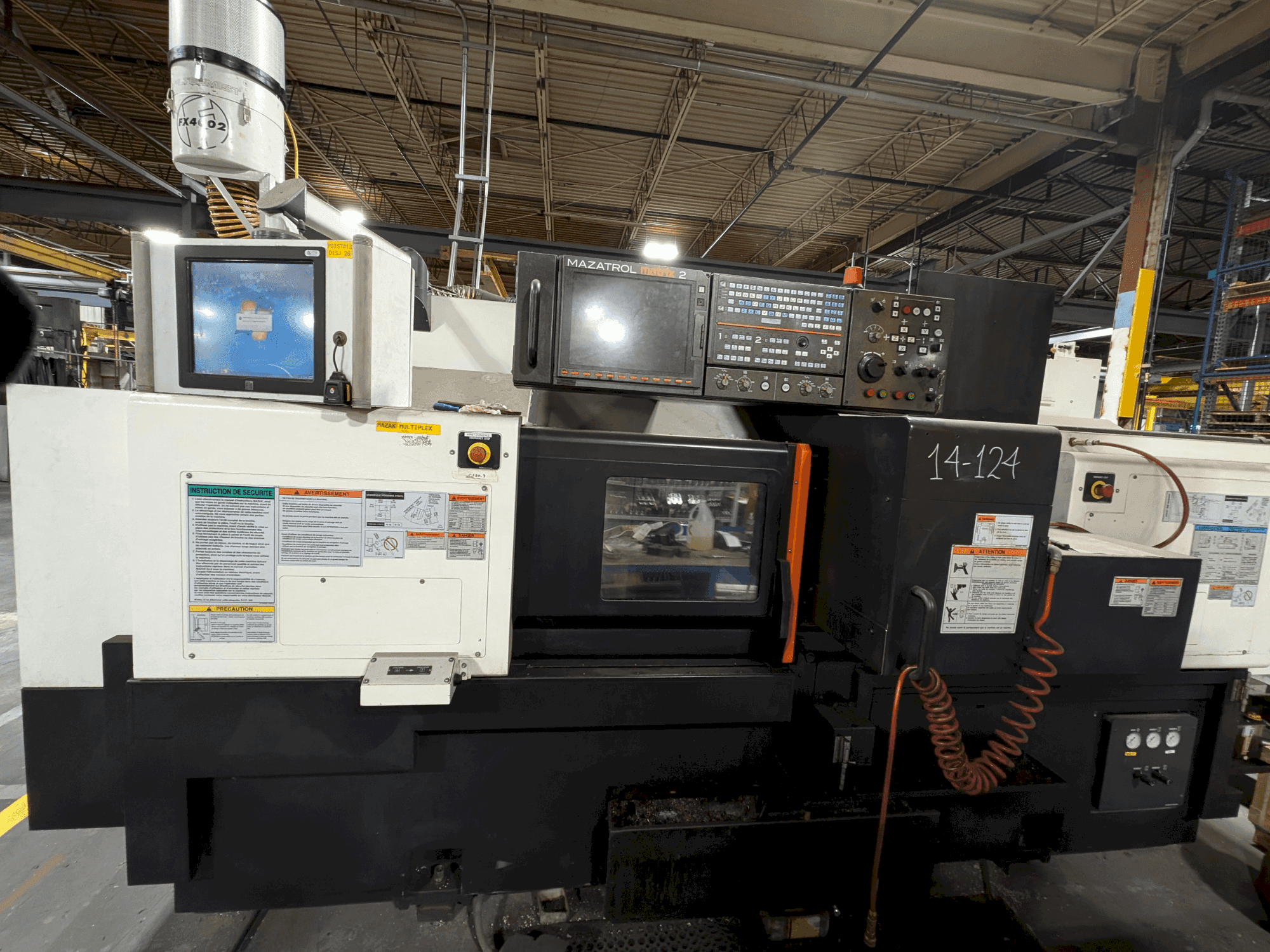 Koneen  Mazak Multiplex 6300-II Y etunäkymä