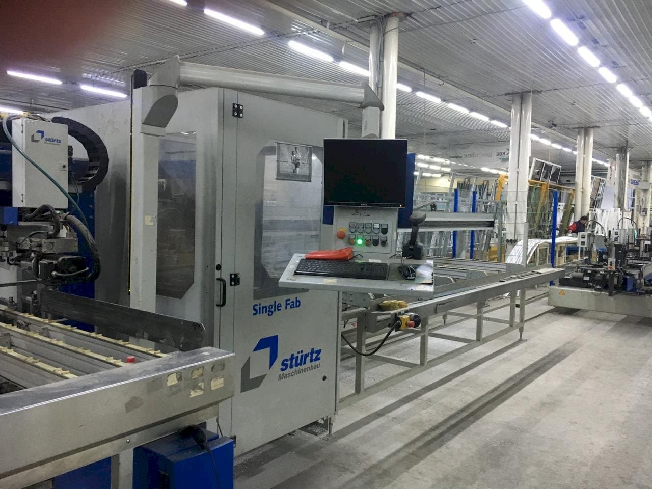 Koneen  Sturtz NFZ-JC-JM-160-X etunäkymä