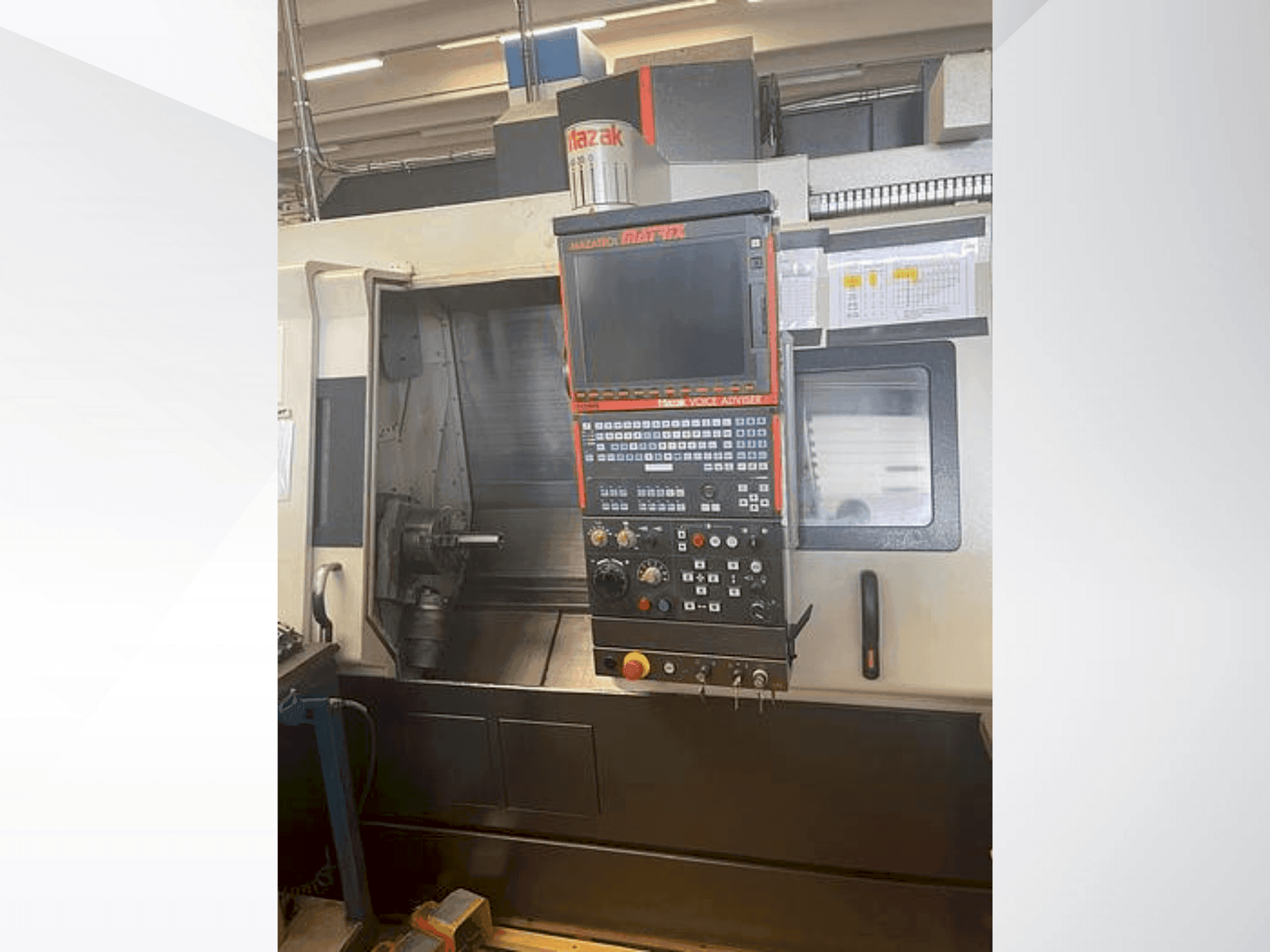 Koneen  Mazak INTEGREX 200 IV S etunäkymä