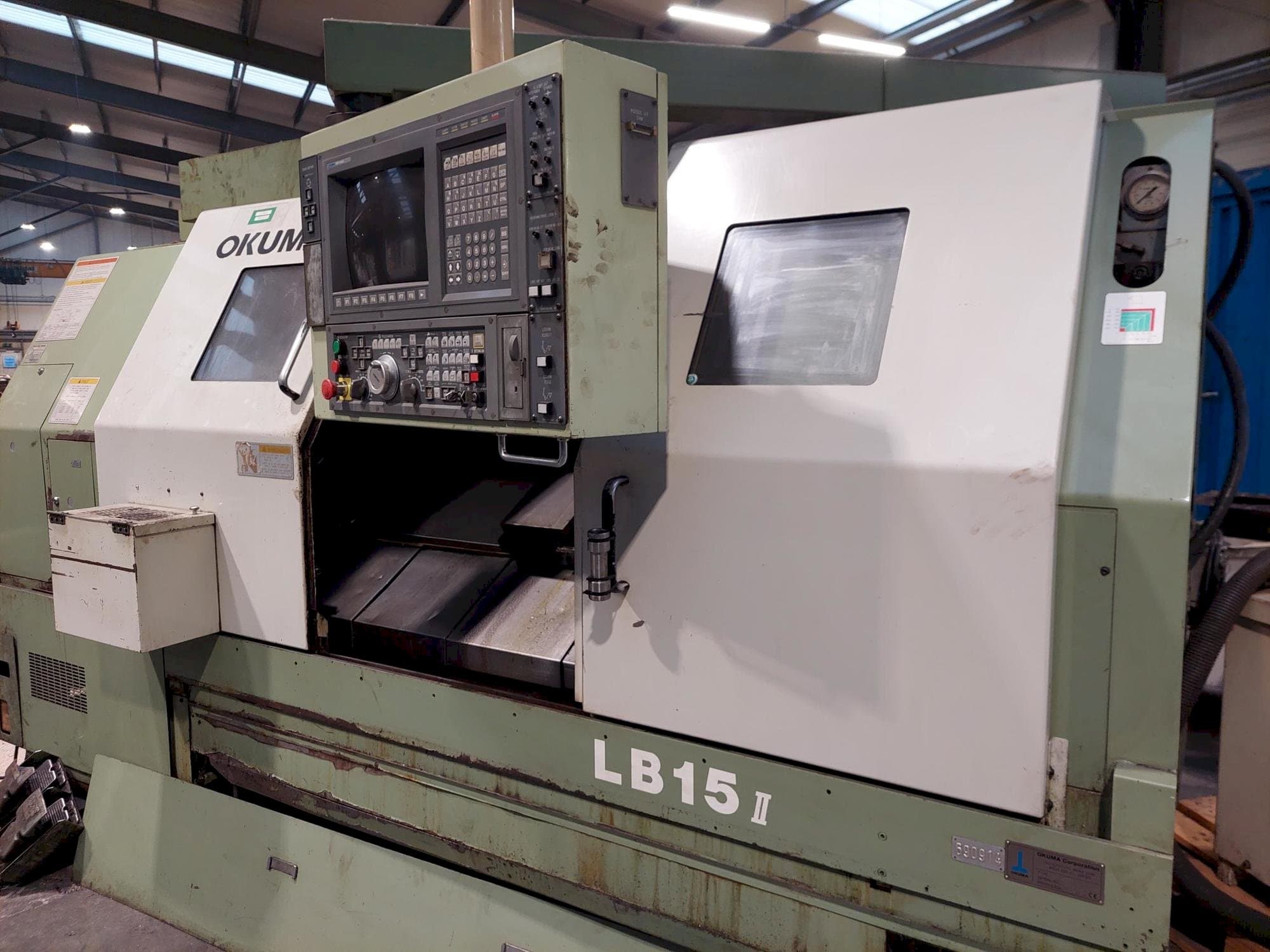 Koneen Okuma LB15 etunäkymä