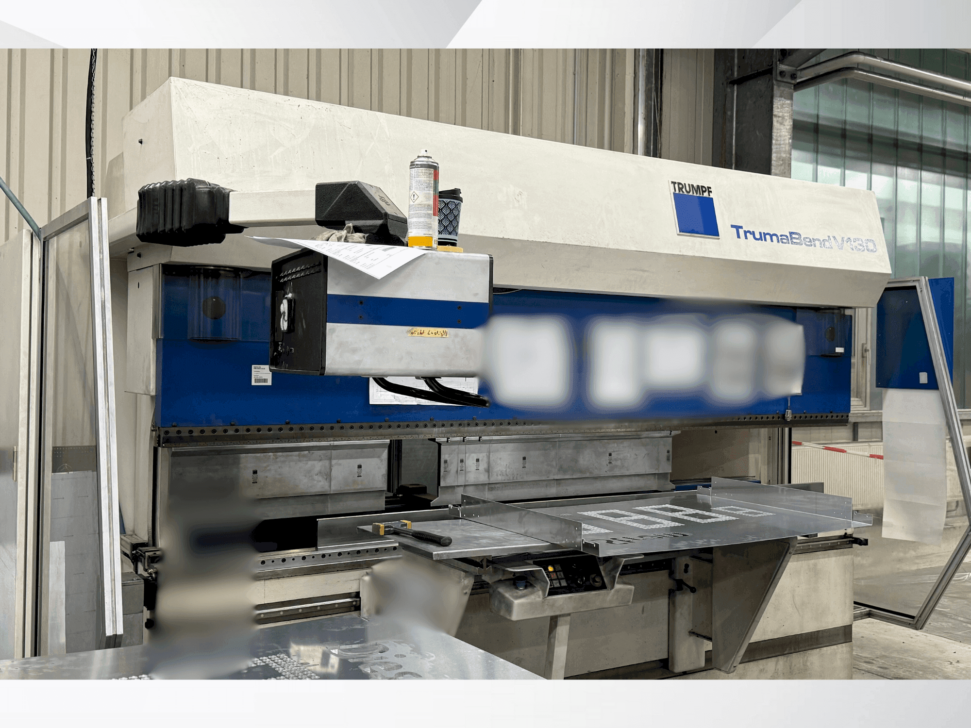 Koneen TRUMPF TrumaBend V130 etunäkymä