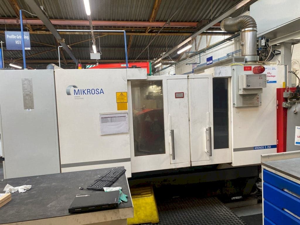 Koneen Schaudt Mikrosa Kronos S250 etunäkymä