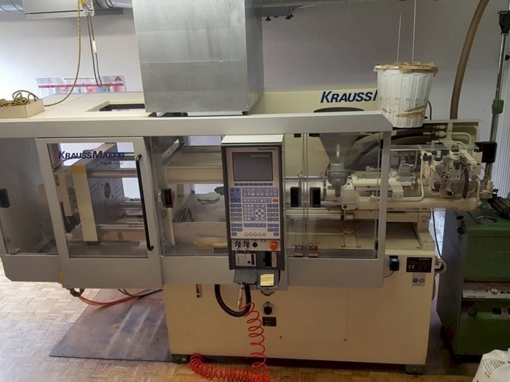 Koneen Krauss Maffei 40-125 C Winner etunäkymä