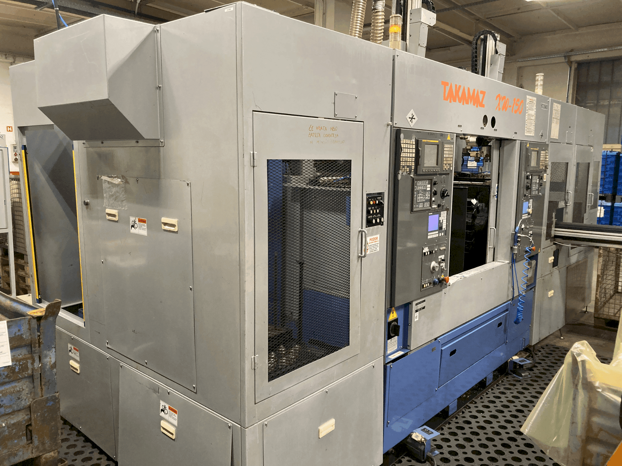 Koneen Takamaz XW-150 etunäkymä