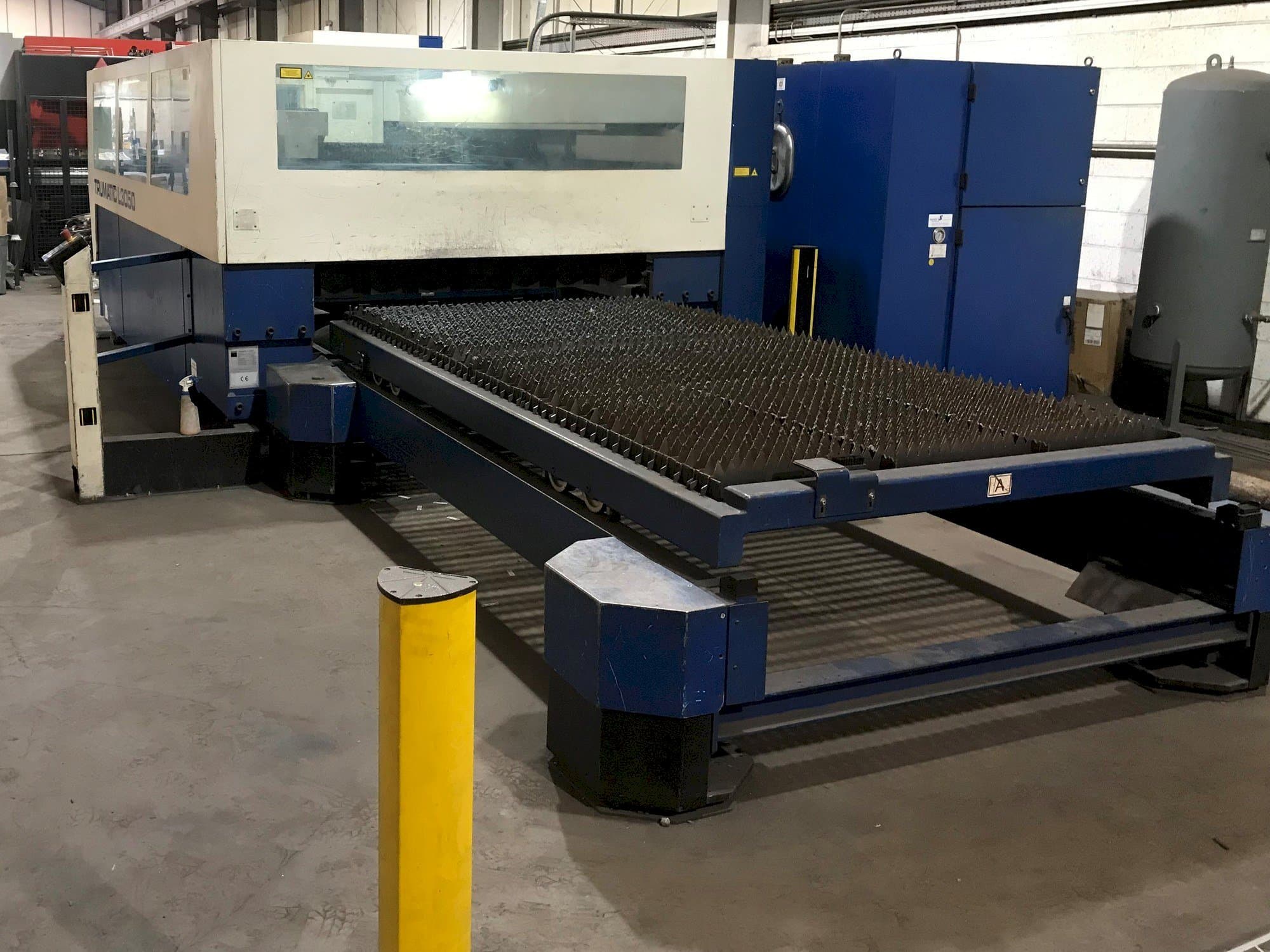 Koneen Trumpf Trumatic L3050 etunäkymä