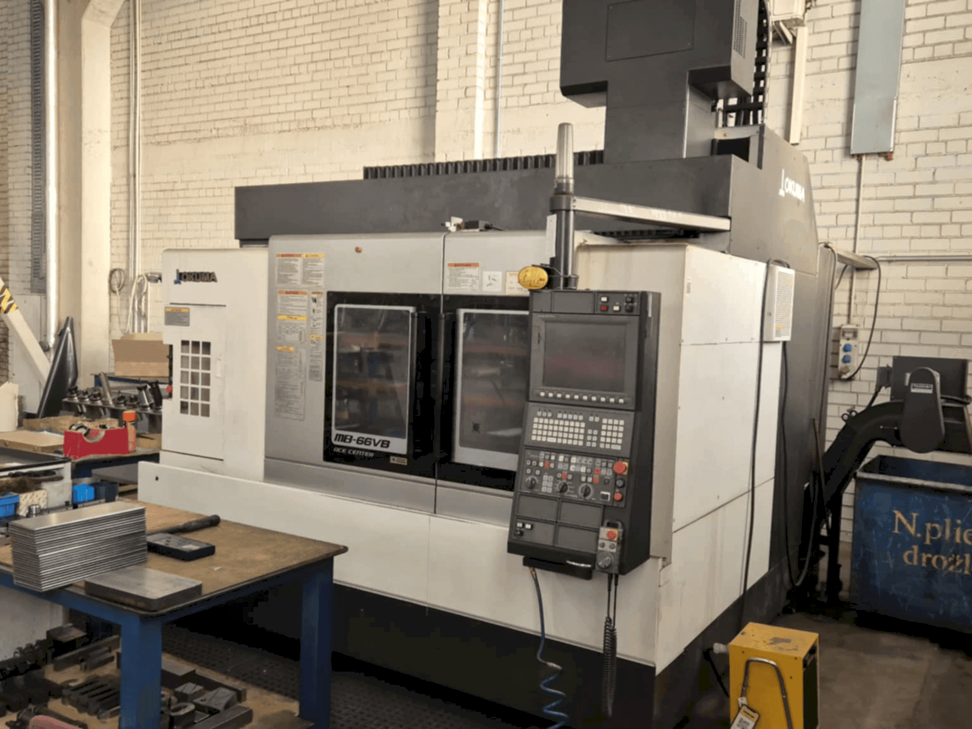 Koneen Okuma MB-66VB etunäkymä