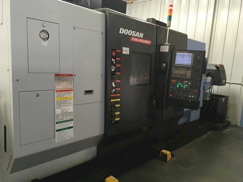Koneen Doosan Puma MX 2100 ST etunäkymä