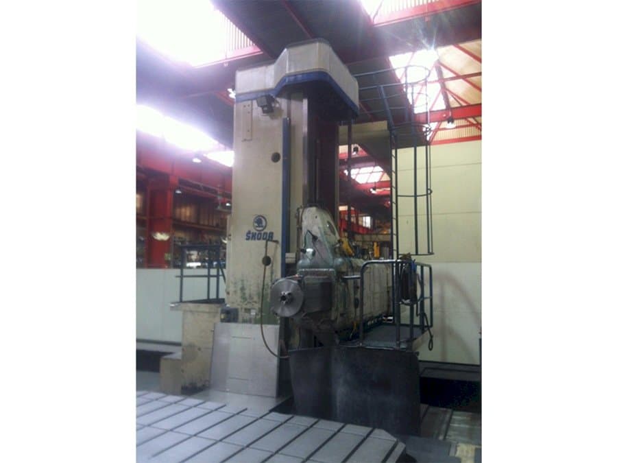 Koneen SKODA WD 160 B etunäkymä