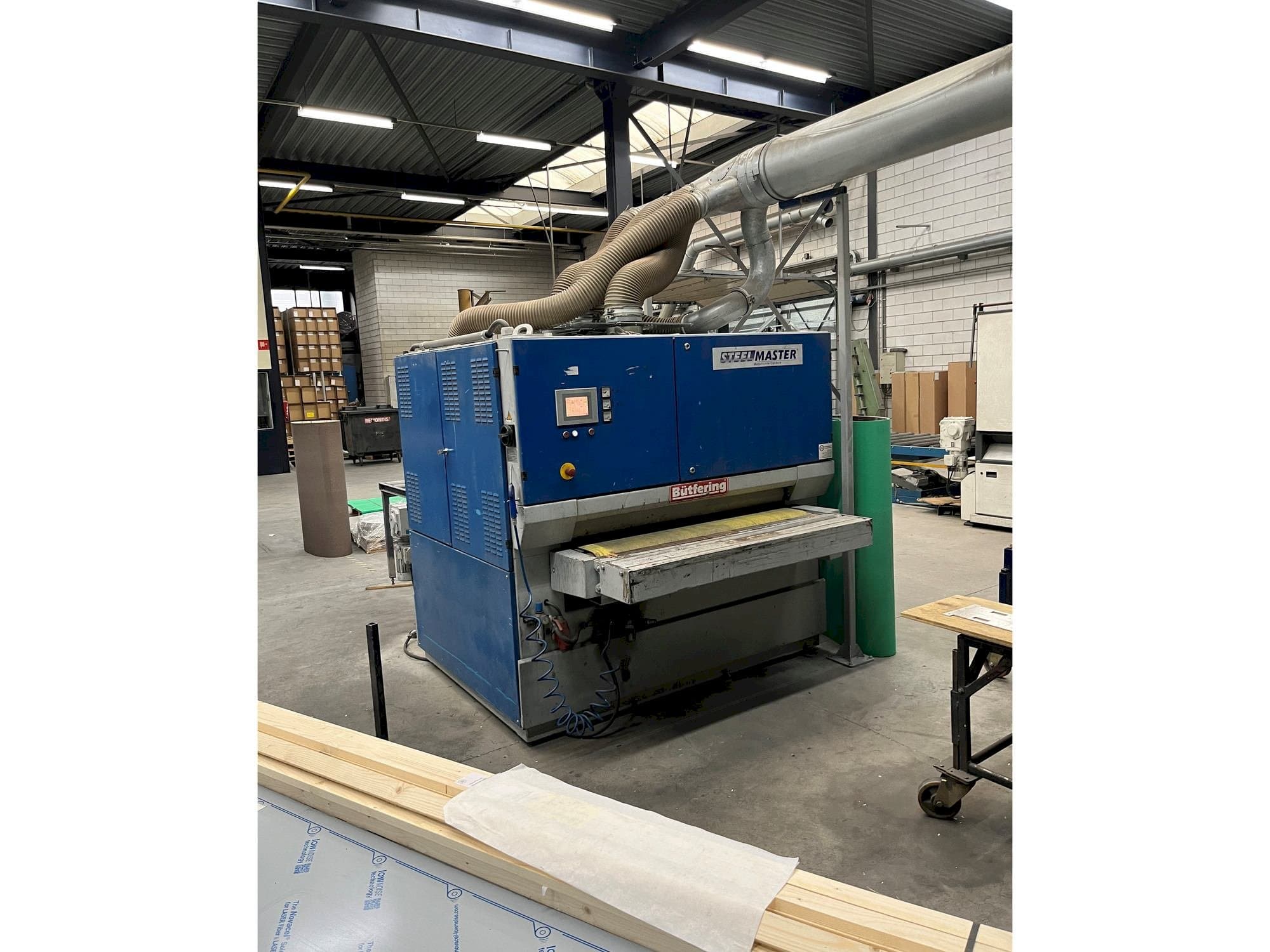 Koneen  BUTFERING PRIMA 313 RRT etunäkymä