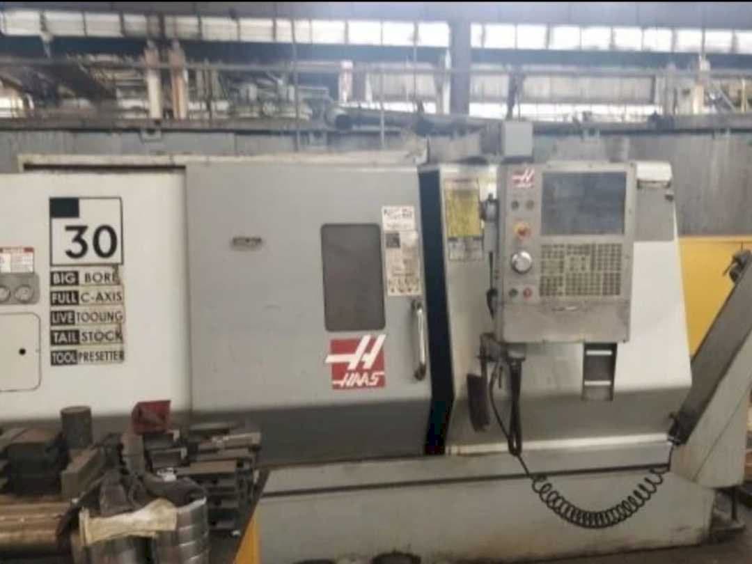 Koneen HAAS SL-30BTHE etunäkymä