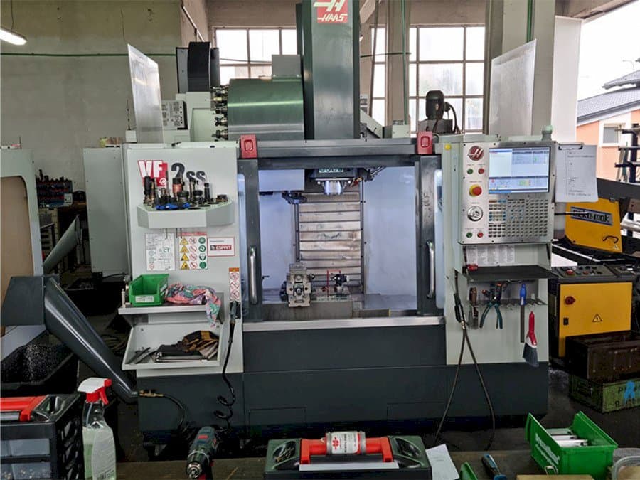 Koneen HAAS VF-2SS etunäkymä