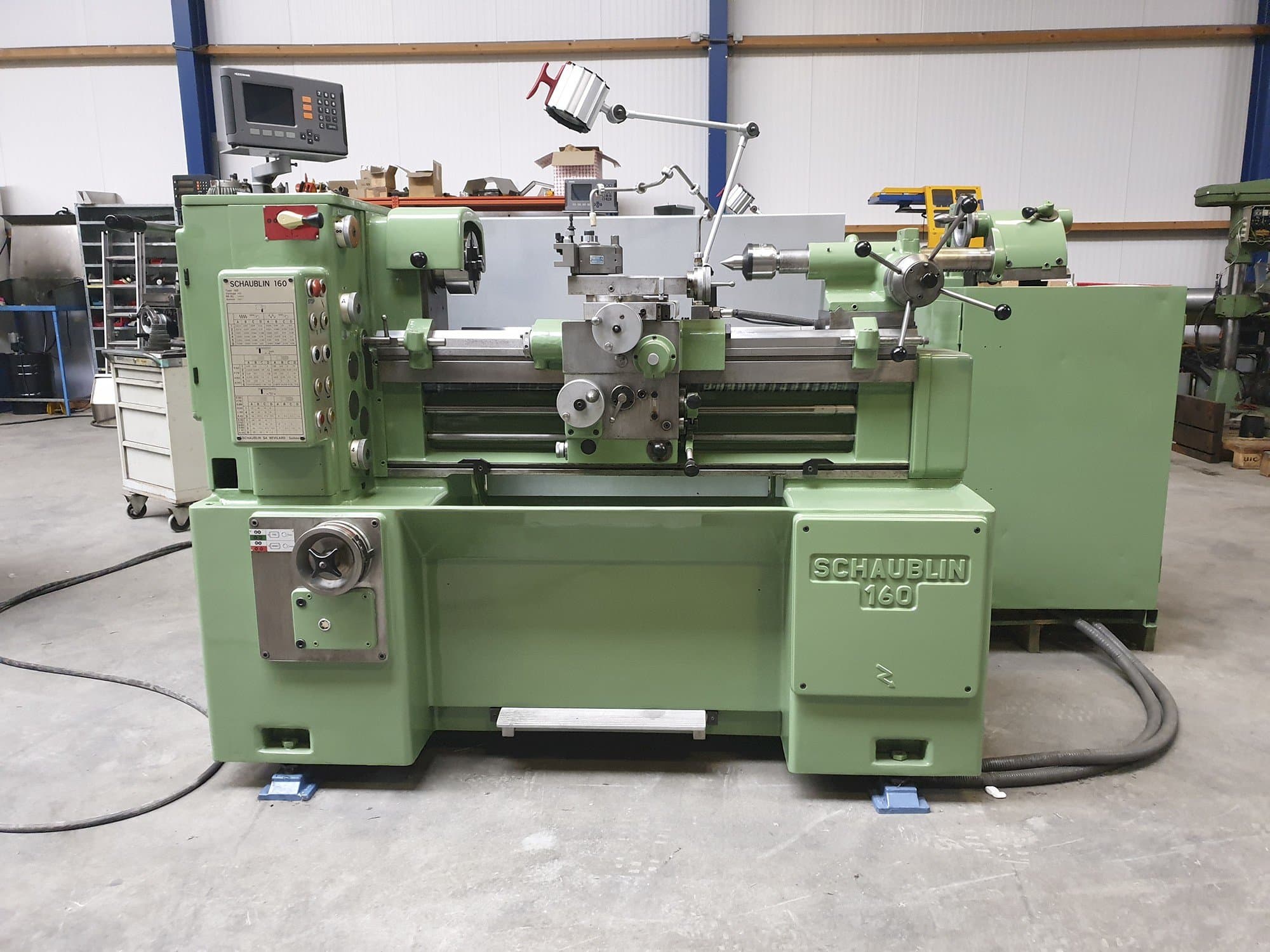 Koneen  SCHAUBLIN etunäkymä 160