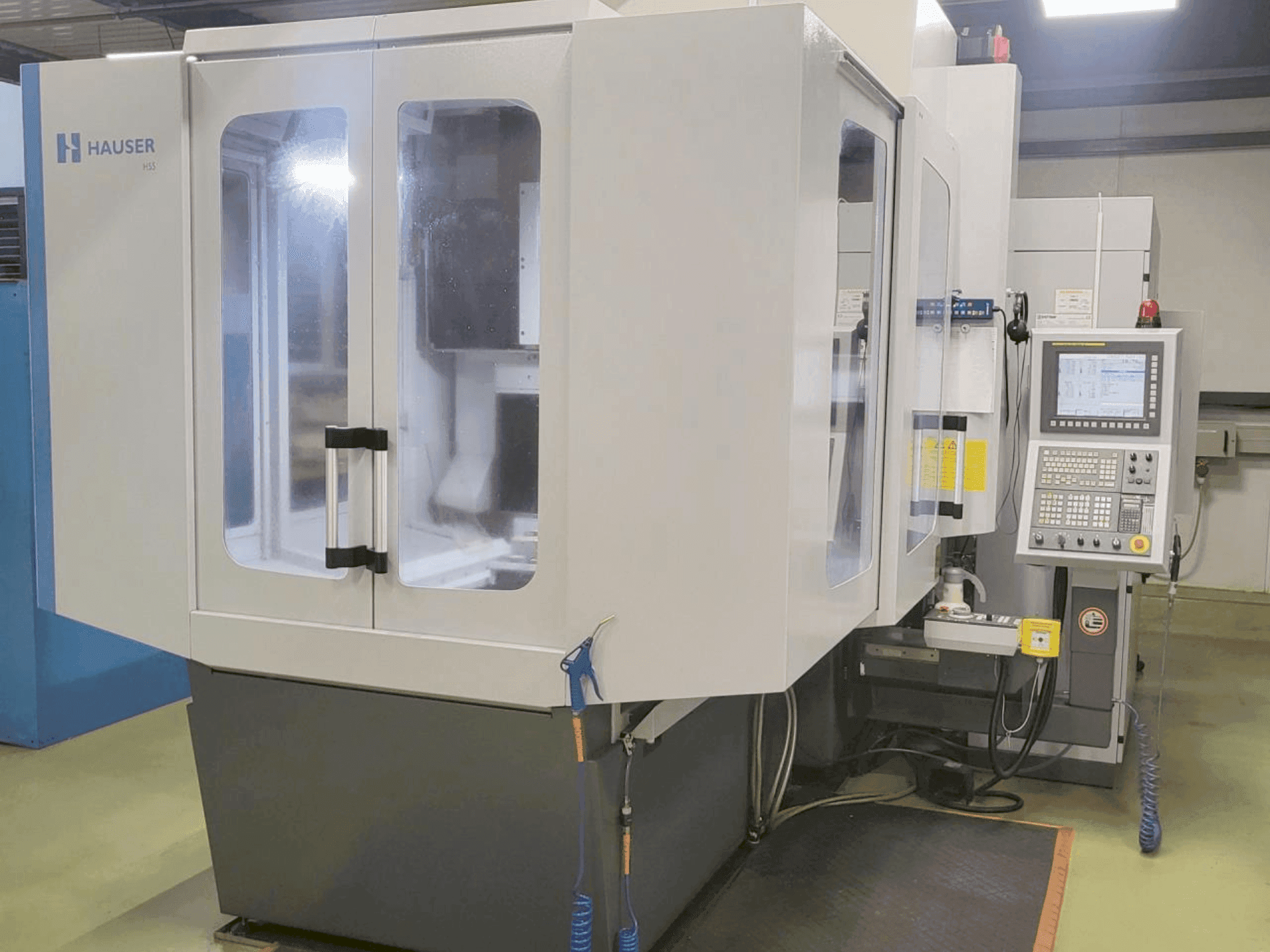 Koneen HAUSER KELLENBERGER H55-400 etunäkymä