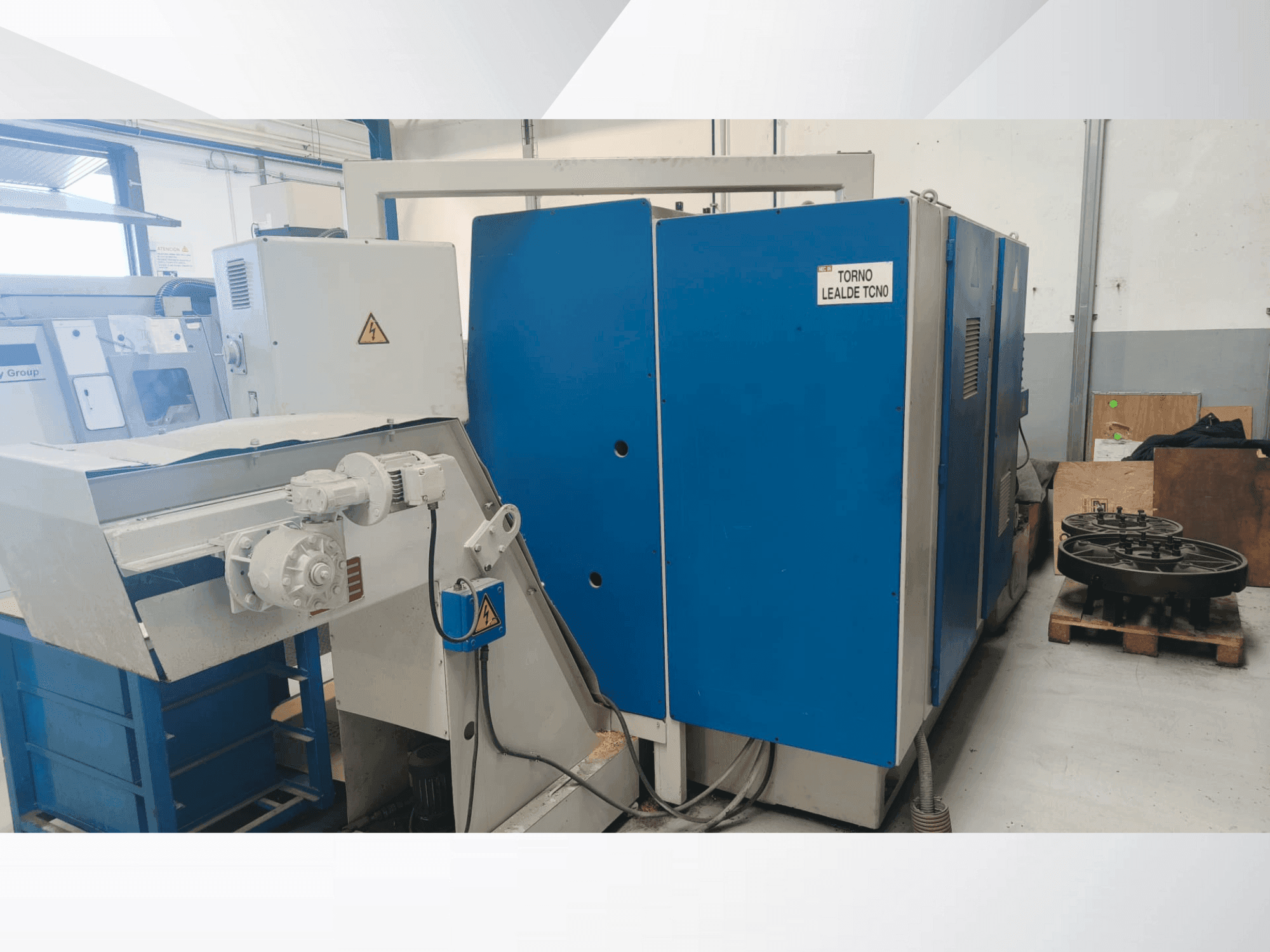 Koneen Lealde TCN-0 etunäkymä