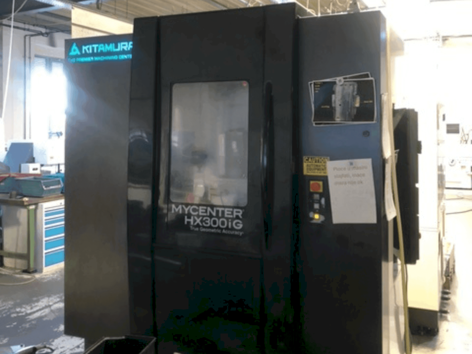 Koneen Kitamura HX300iG etunäkymä