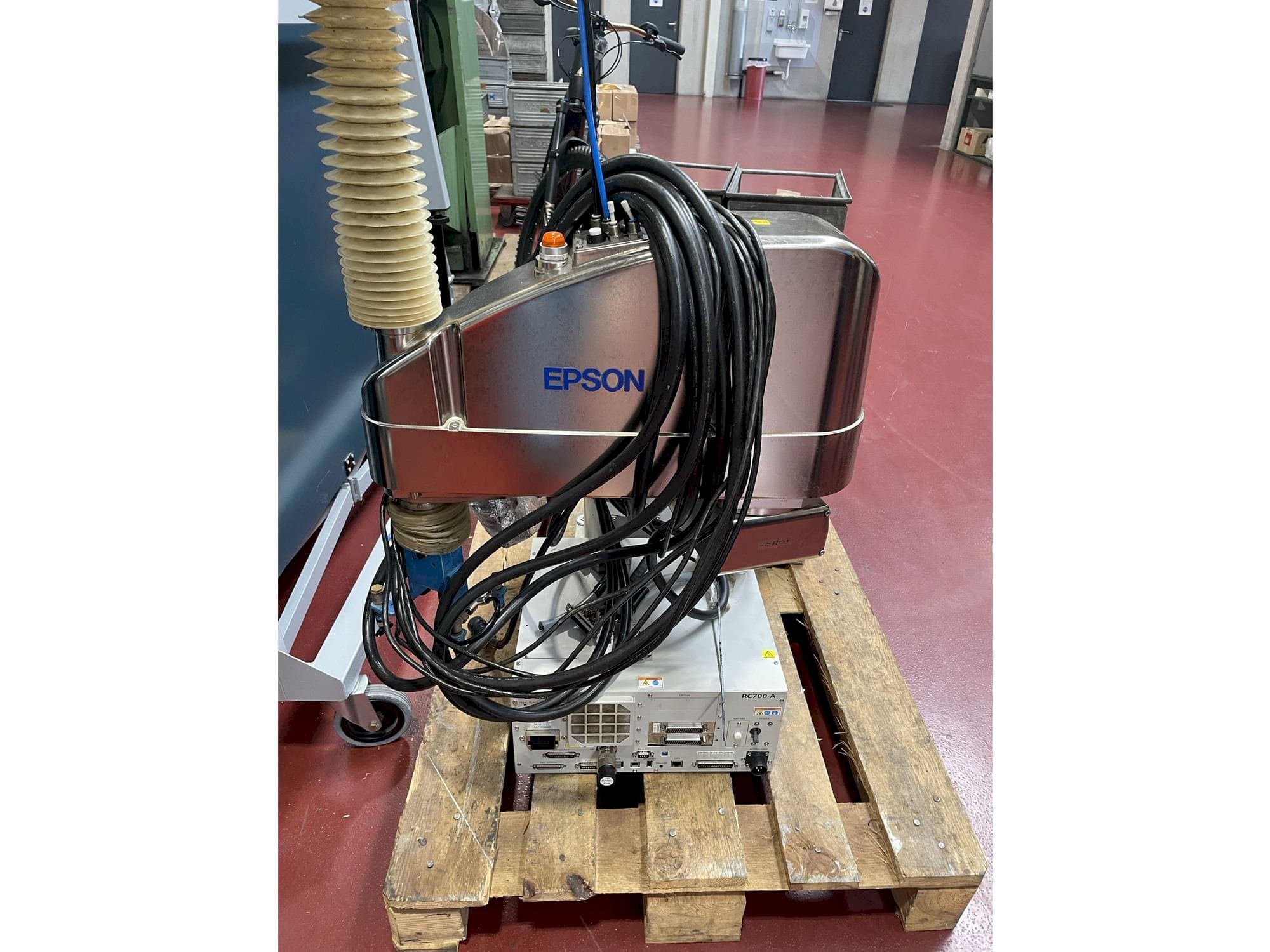 Koneen  EPSON G10 854P etunäkymä