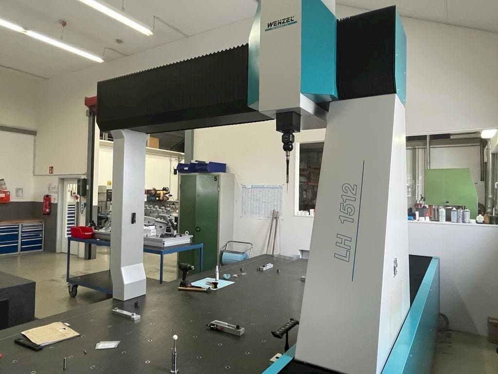 Koneen Wenzel LH 1512 etunäkymä