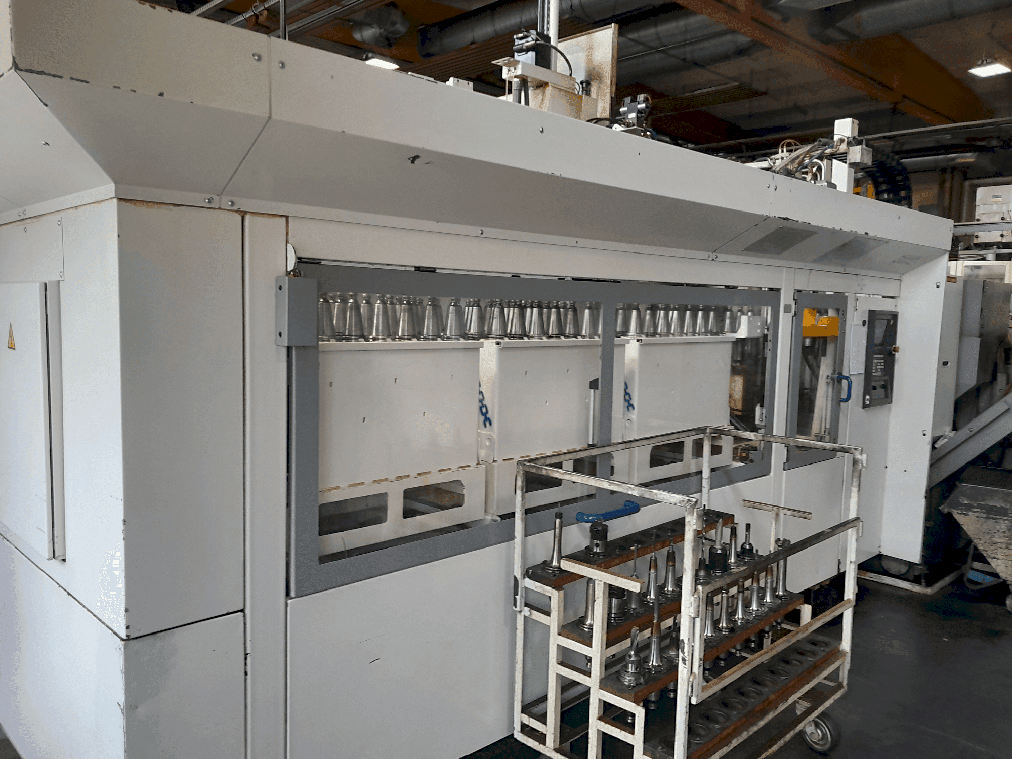 Koneen  HELLER MCS-H 250 sivunäkymä