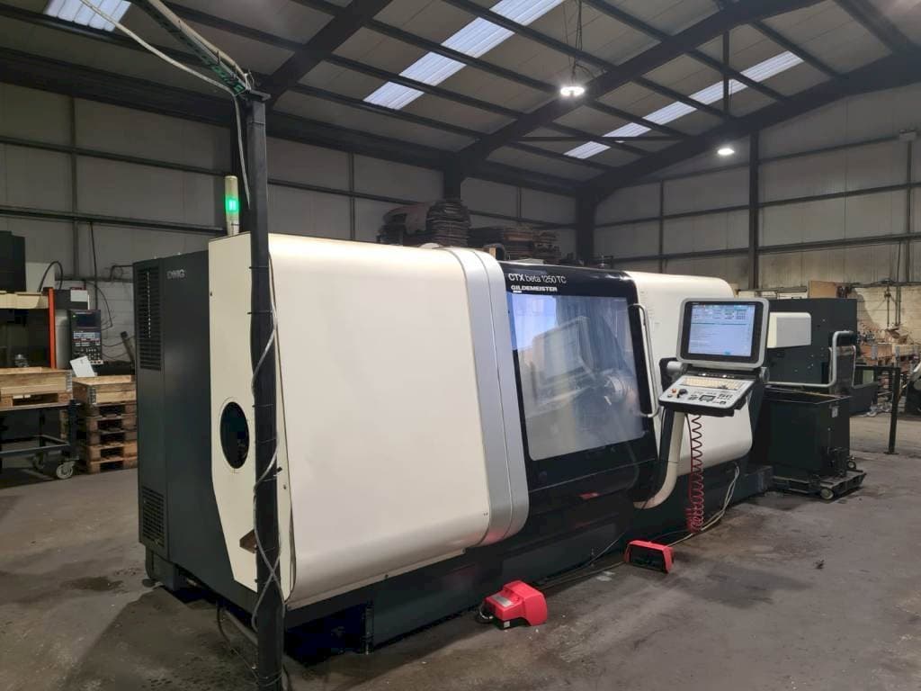 Koneen  DMG GILDEMEISTER CTX beta 1250 TC etunäkymä