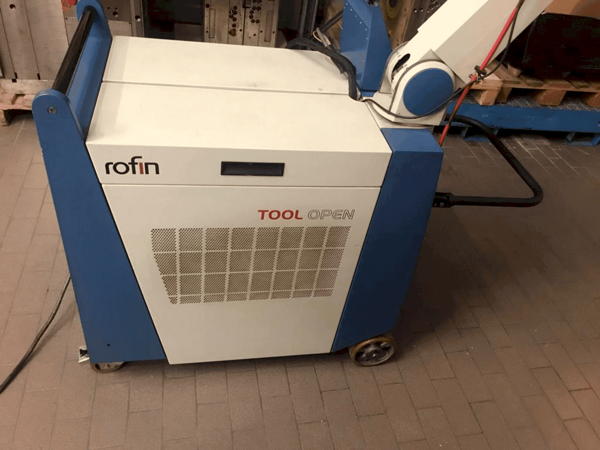 Koneen ROFIN SW TOOL OPEN II etunäkymä