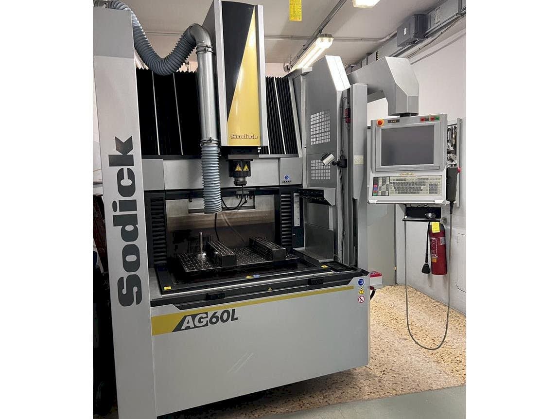 Koneen  Sodick AG 60L etunäkymä