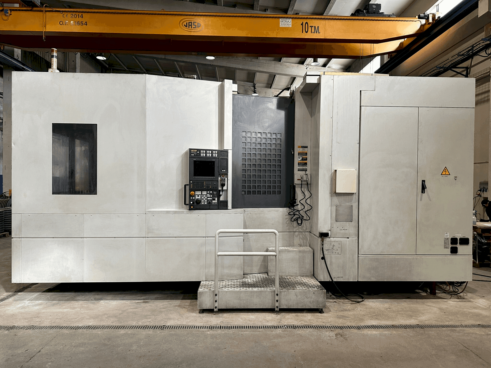 Koneen MORI SEIKI NH8000DCG etunäkymä