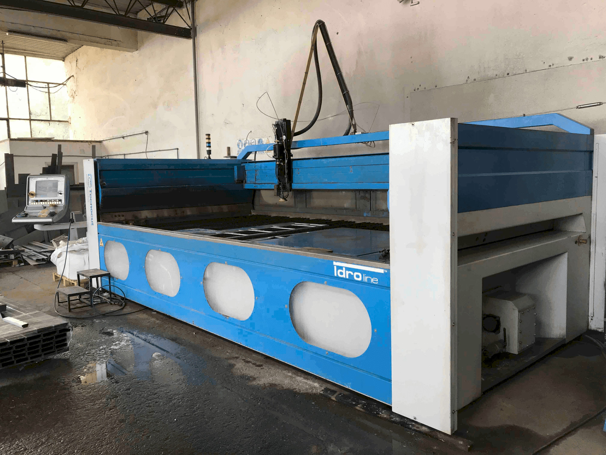 Koneen CMS tecnocut JP 60hp etunäkymä