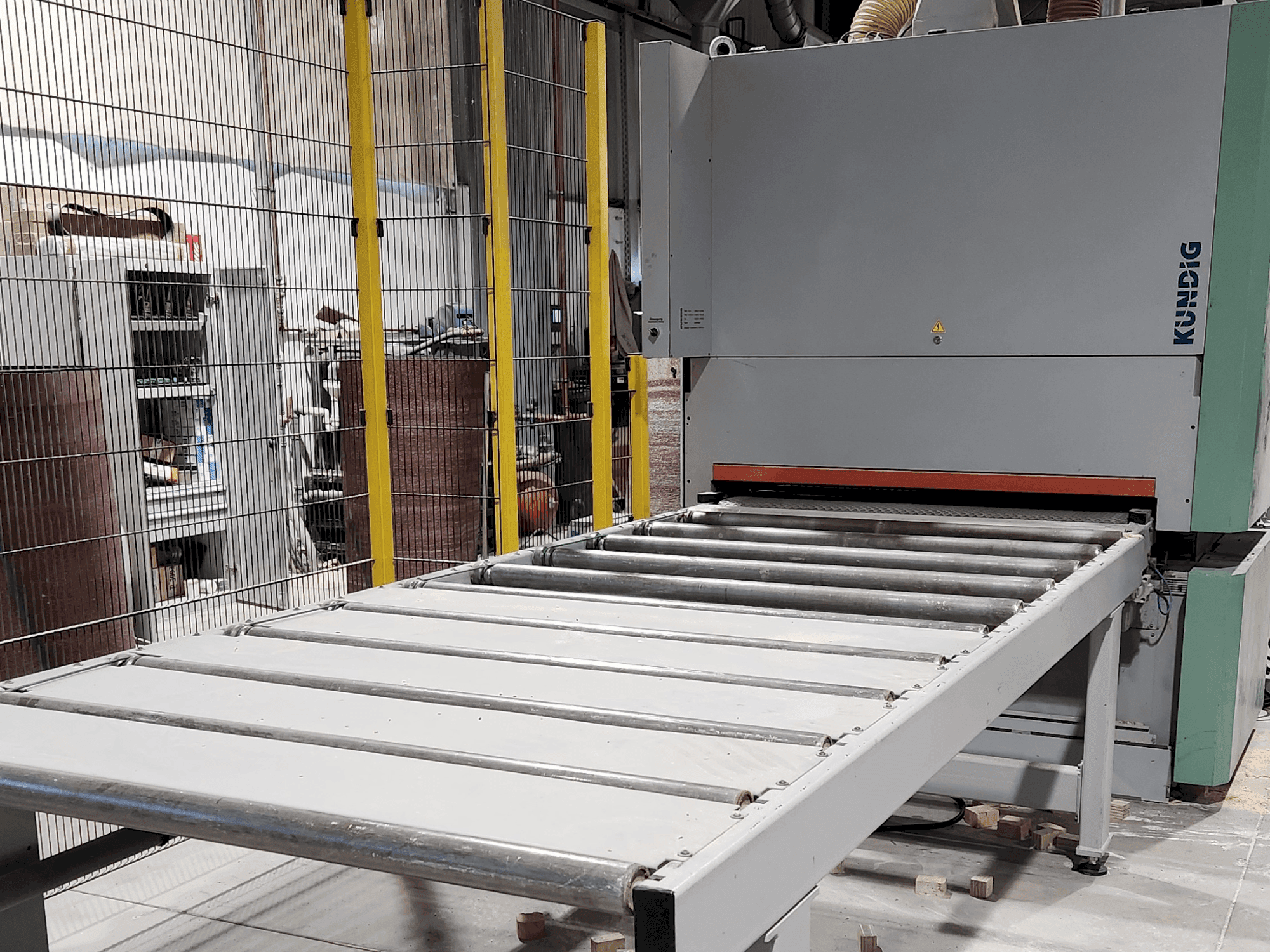 Koneen  Kundig Premium-2 1350-RG etunäkymä