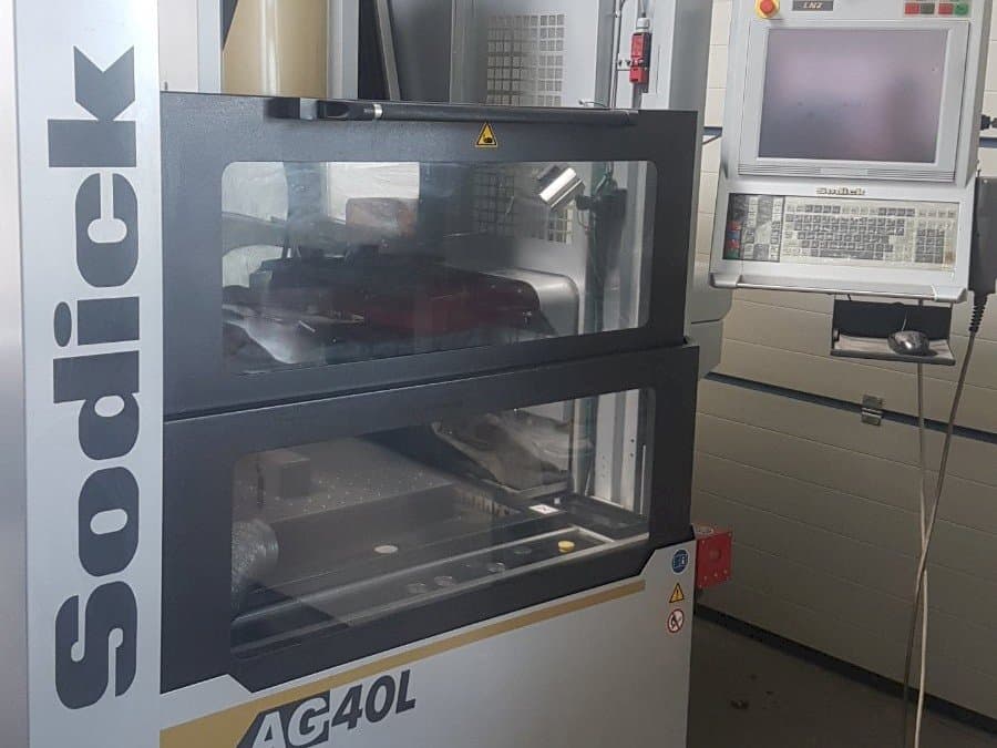 Koneen Sodick AG40L etunäkymä
