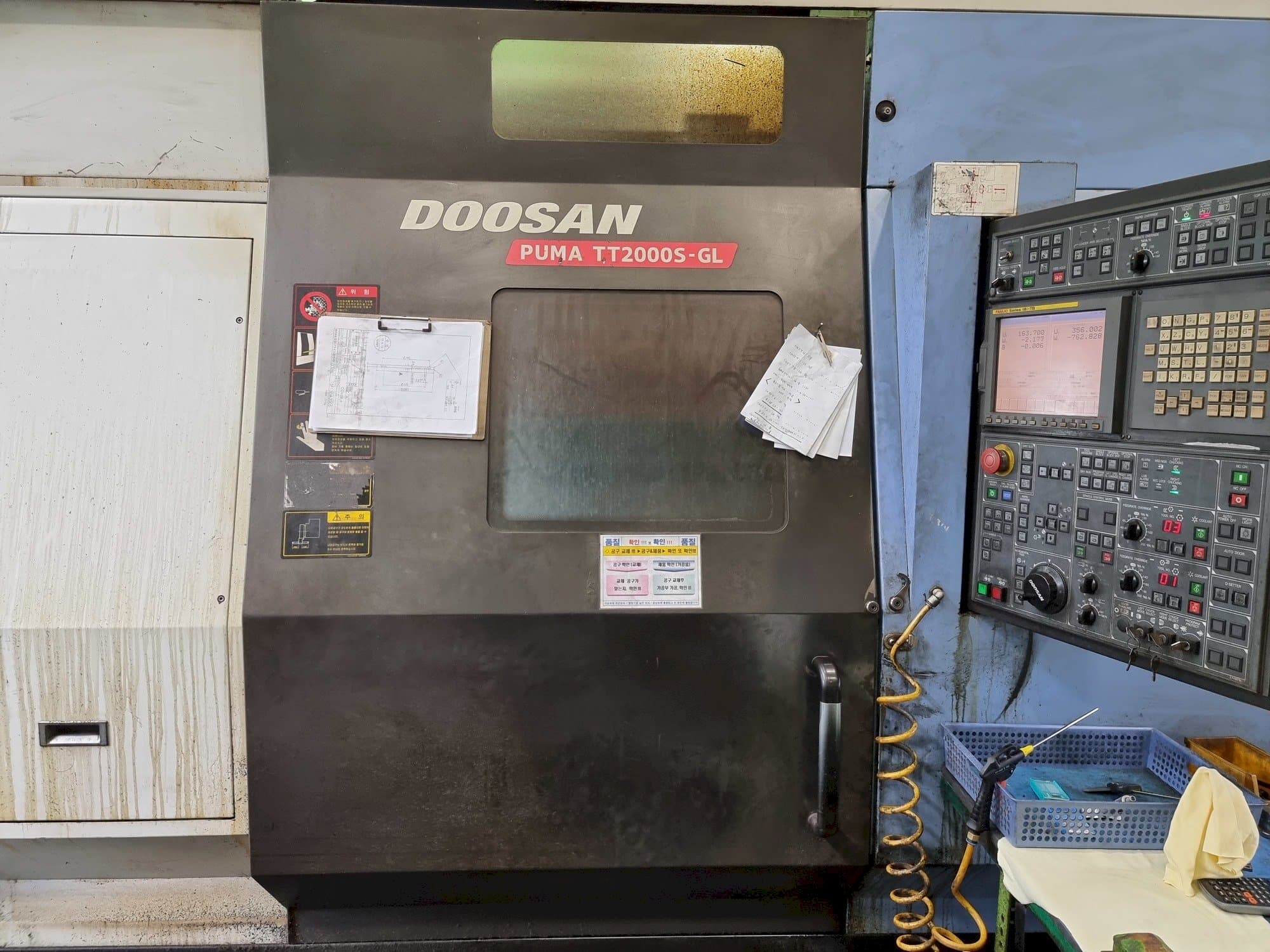 Koneen Doosan PUMA TT2000S-GL etunäkymä
