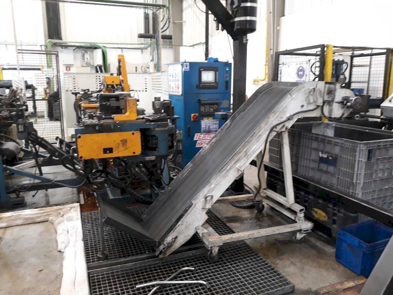 Koneen Tejero HR-50-CNC etunäkymä