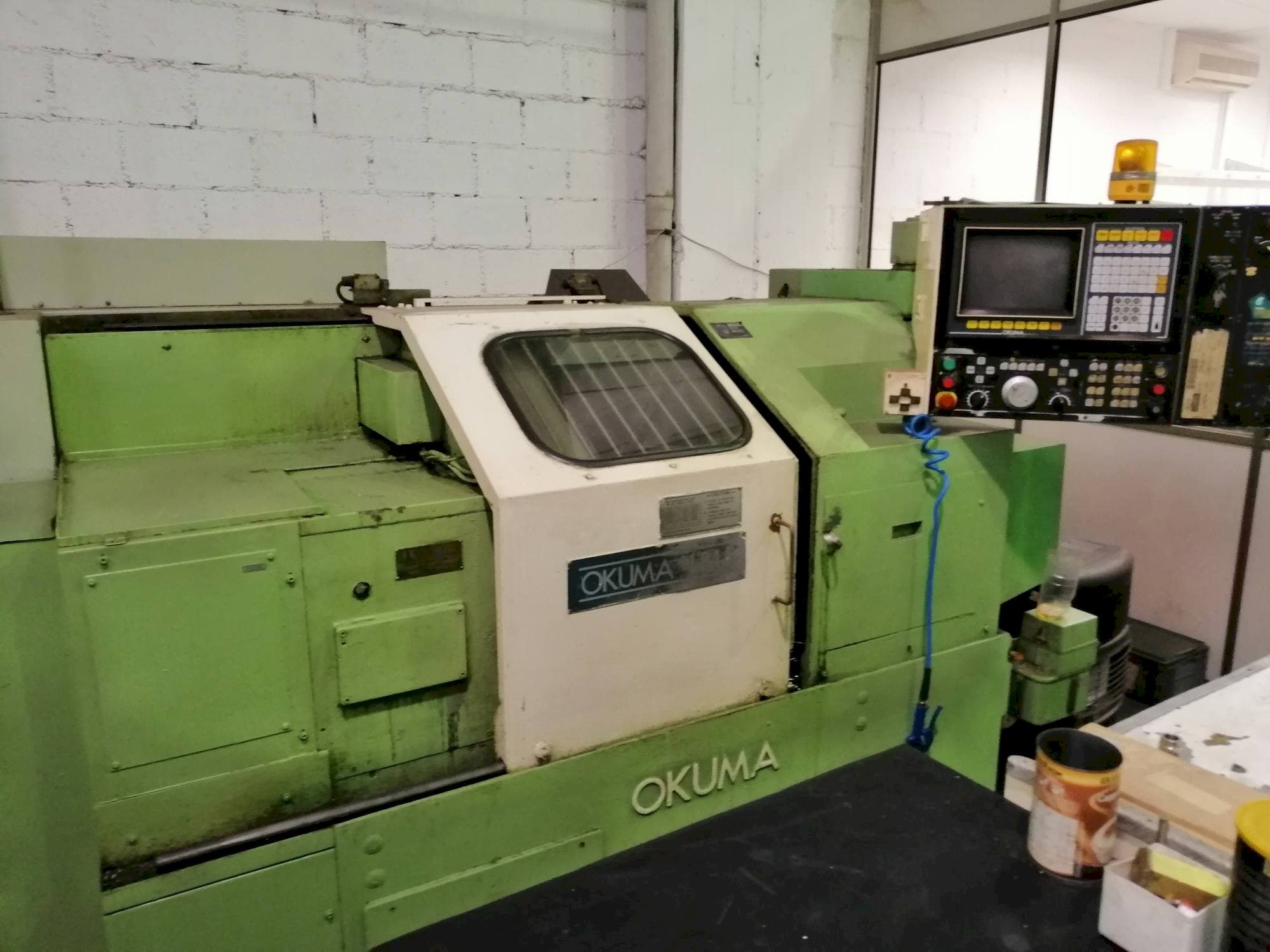 Koneen Okuma LB15 etunäkymä