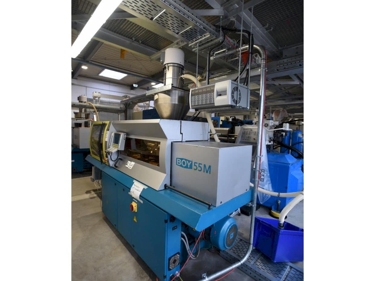 Koneen  BOY 55M etunäkymä