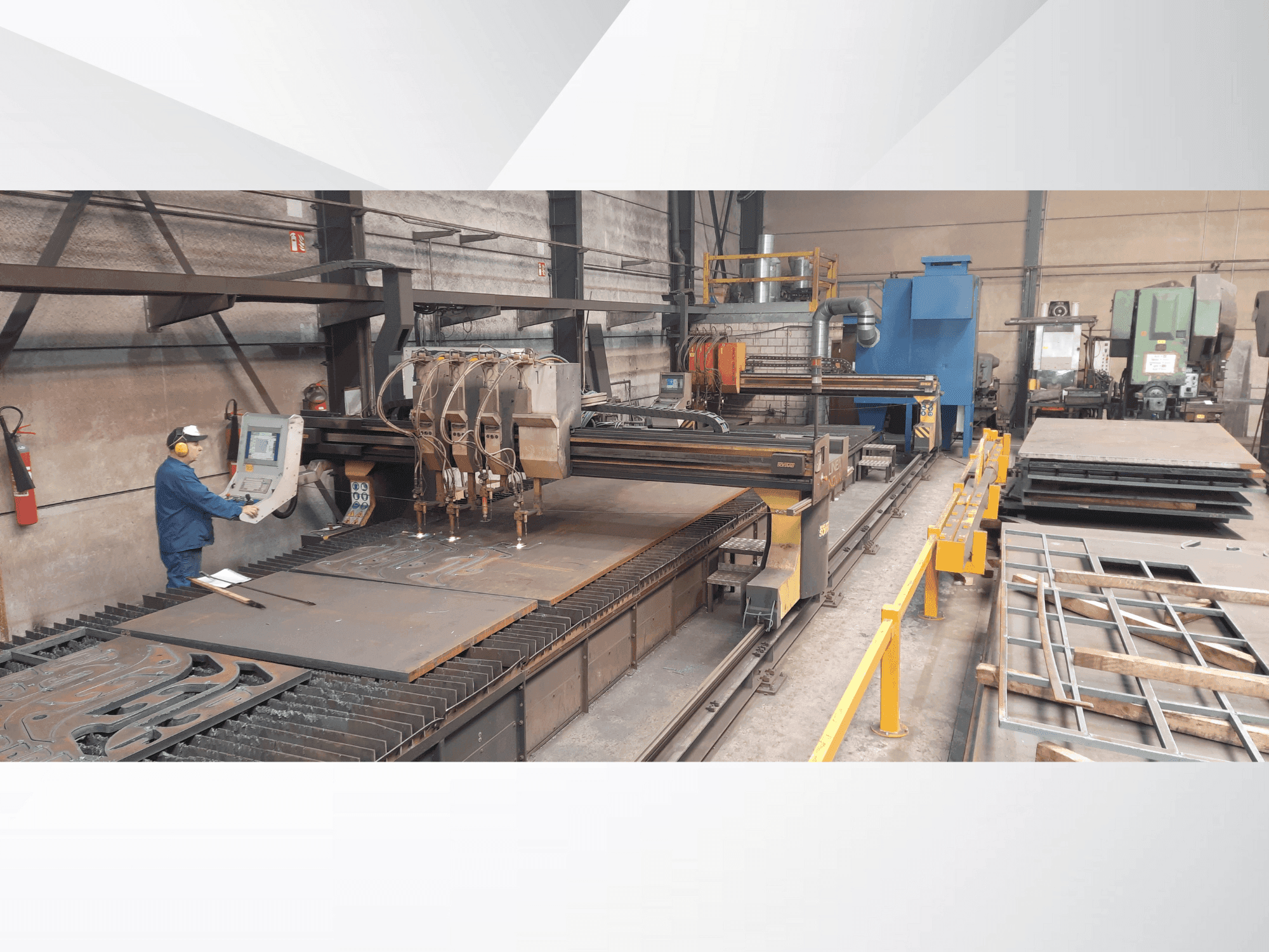 Koneen SOITAAB Lineatech-Nova 40 etunäkymä