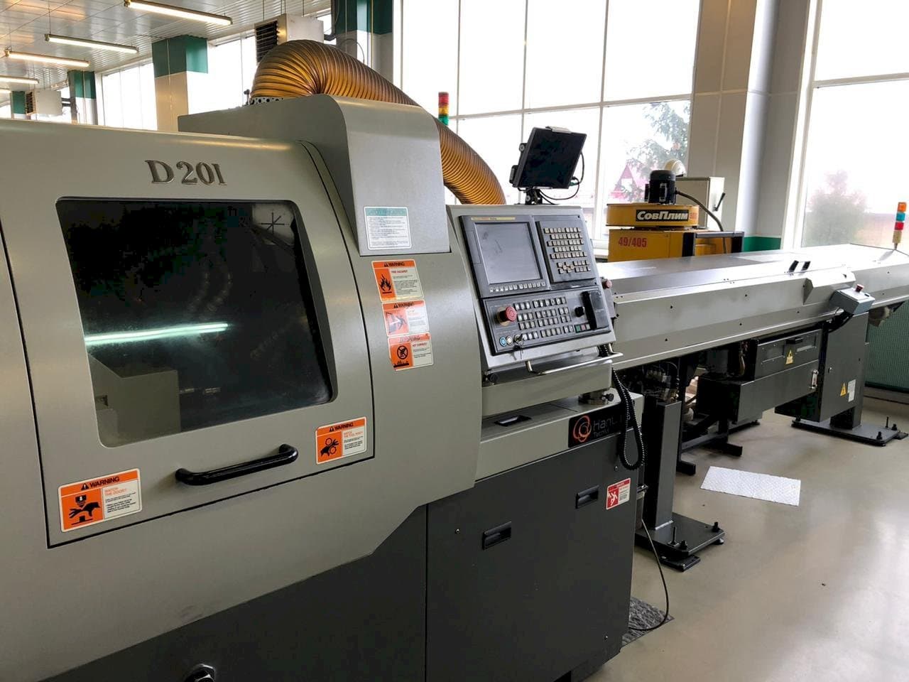 Koneen Hanwha XD20M etunäkymä