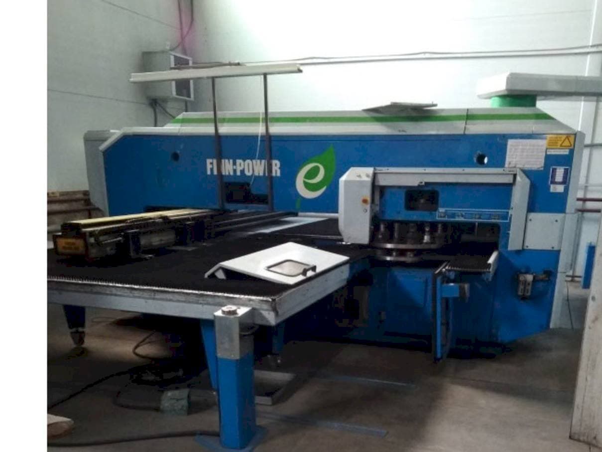 Koneen Finn-Power E5 etunäkymä