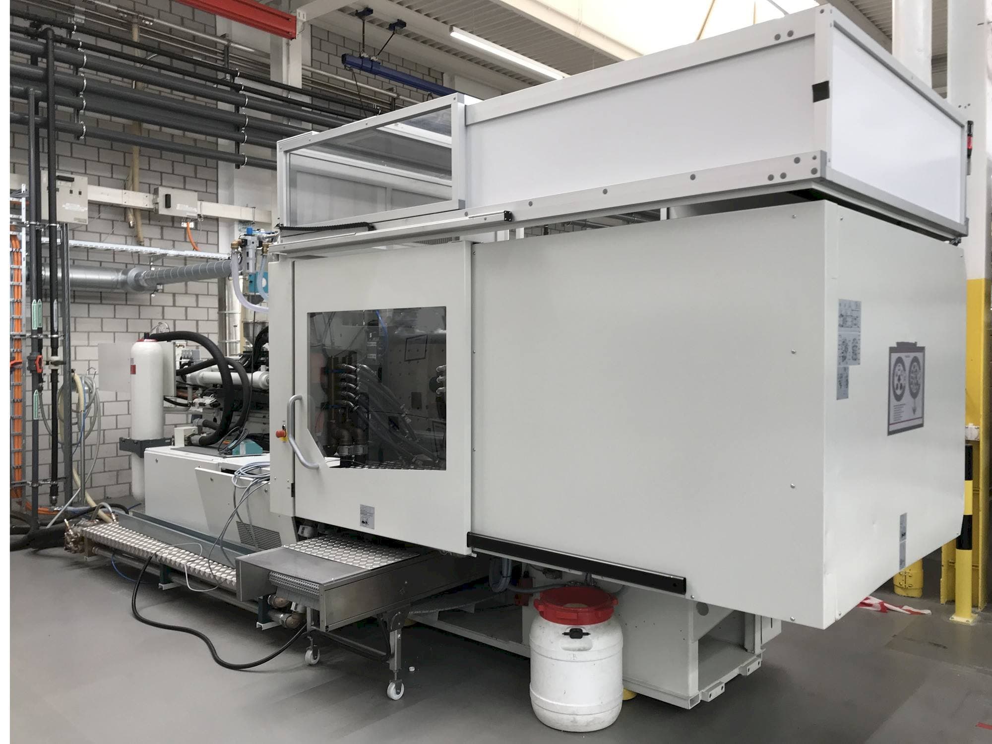 Koneen Sumitomo Demag EL-EXIS SP 200/560-675 etunäkymä